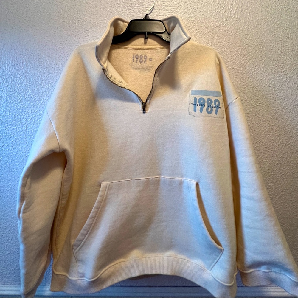 Taylor Swift merch - Wonderland quarterzip pullover